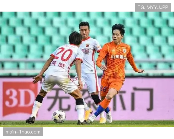 陈蒲边路突破创造机会 泰山进攻端重要轮换选择